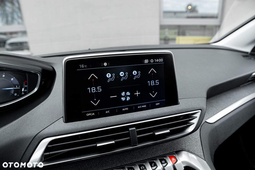 Peugeot 3008 2.0 BlueHDi Allure - 29