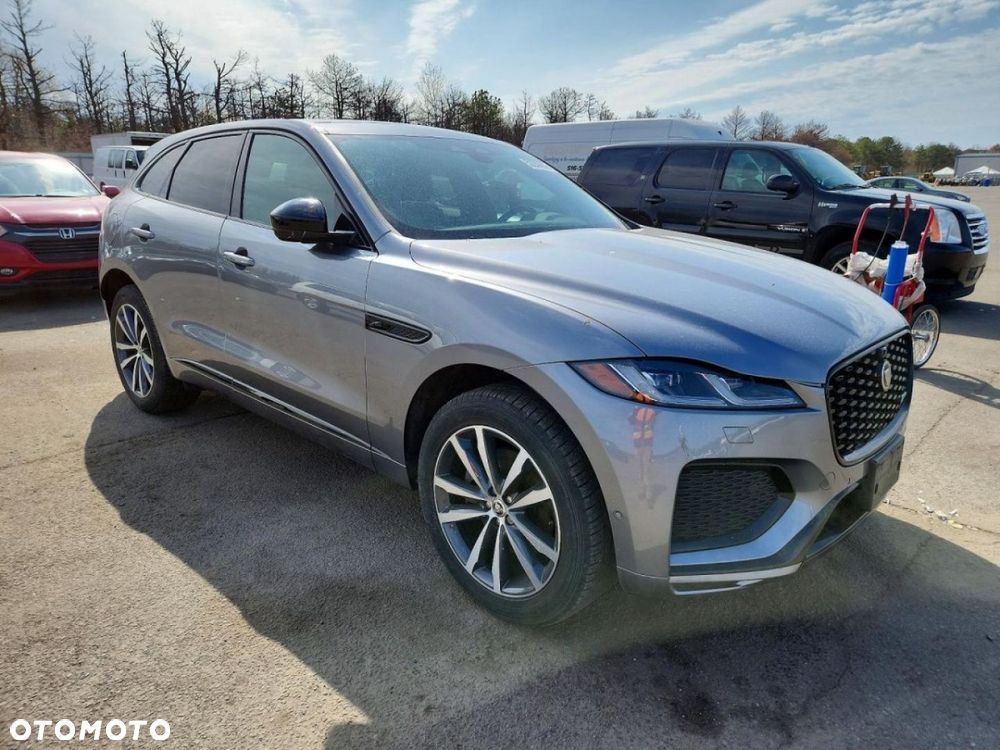Jaguar F-Pace - 6