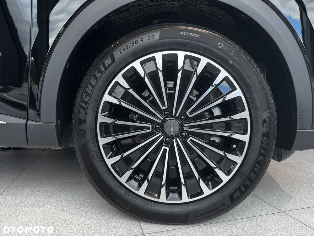 Omoda 9 1.5 Super Hybrid Exclusive AWD - 16