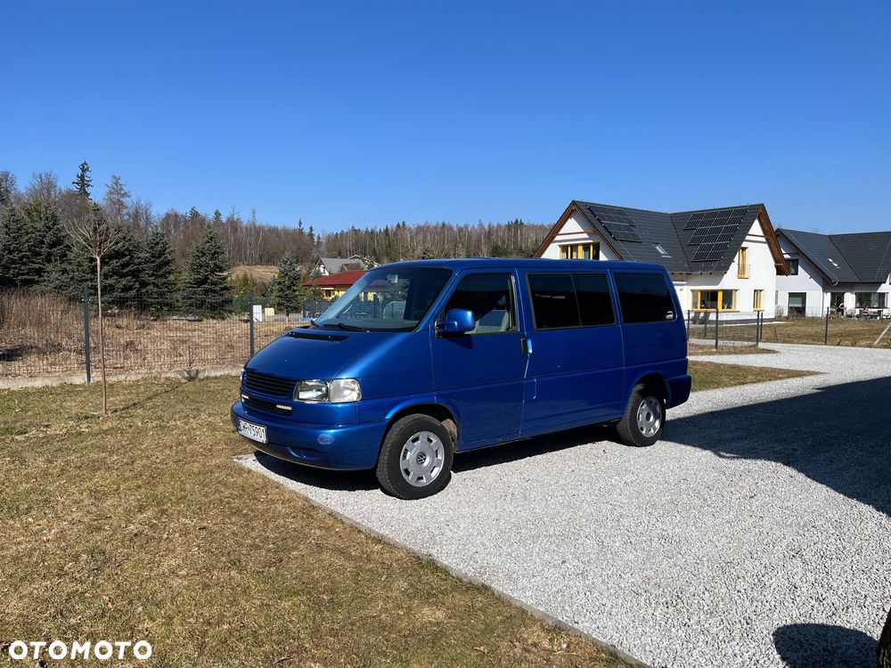 Volkswagen Multivan - 2