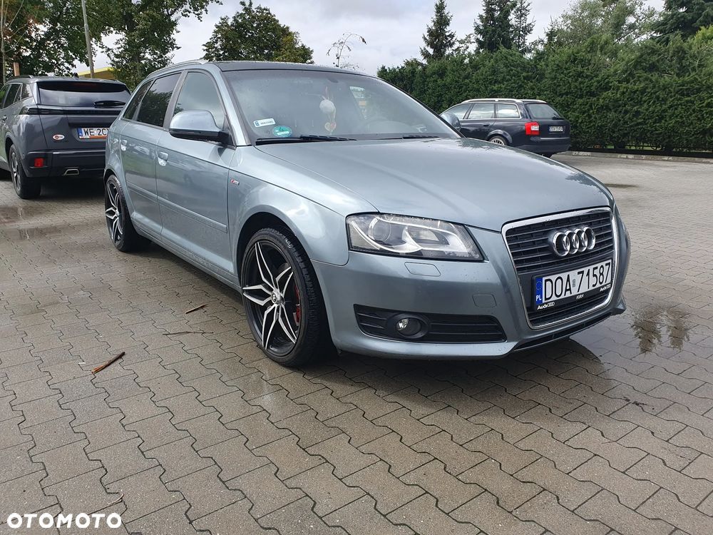 Audi A3 Sportback 2.0 TDI Ambiente - 2