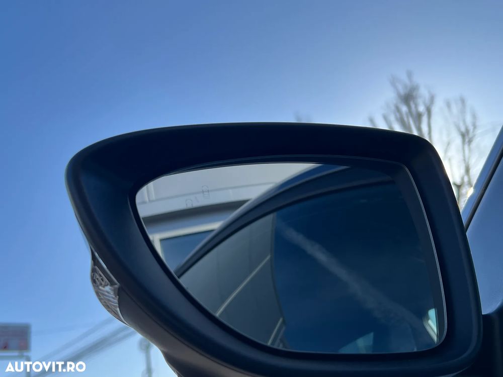 MG MG3 1.5 T GDI HEV Exclusive - 18