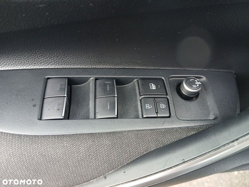 Toyota Corolla 1.8 Hybrid Comfort - 41