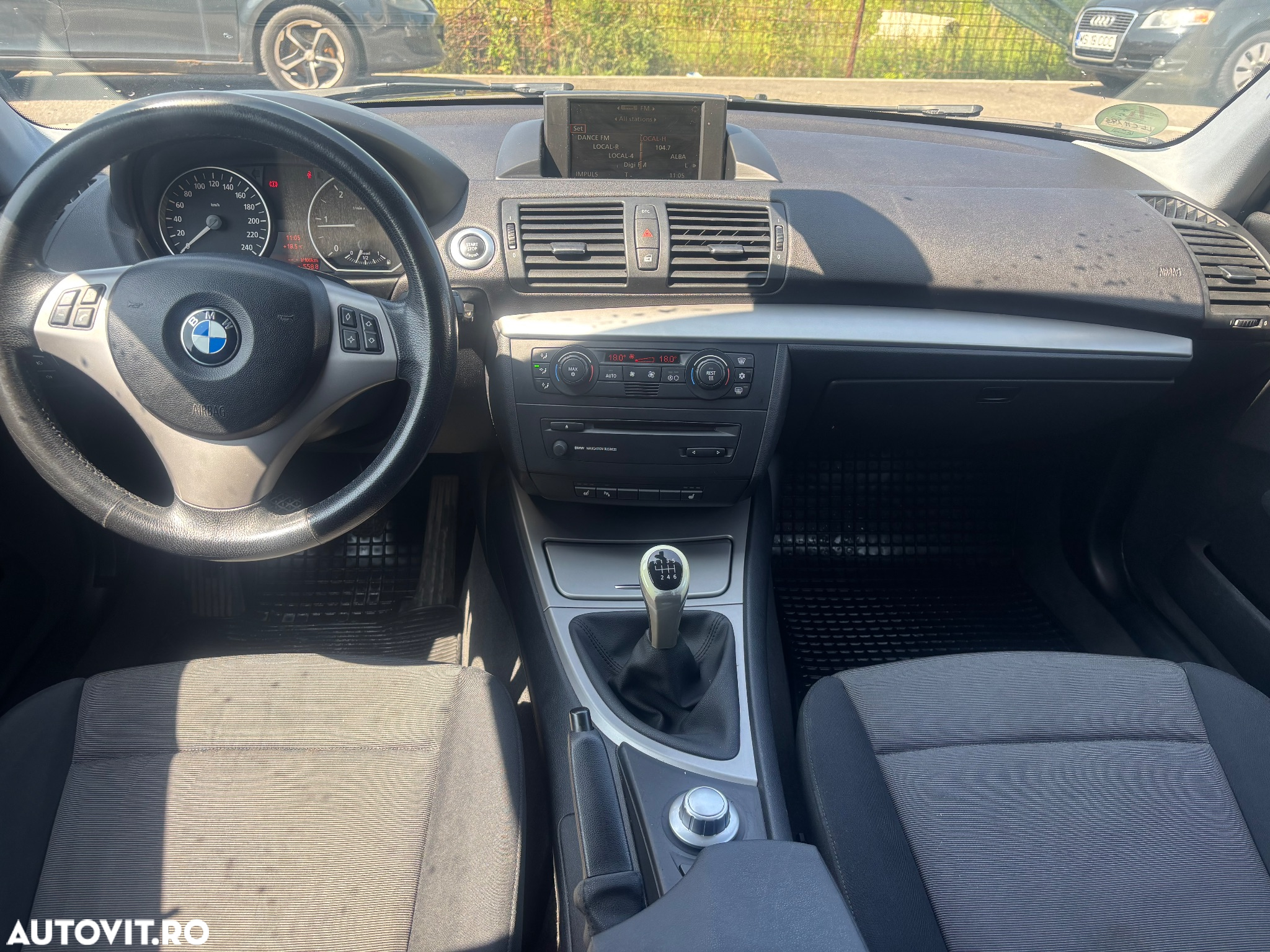 BMW Seria 1 118d - 5