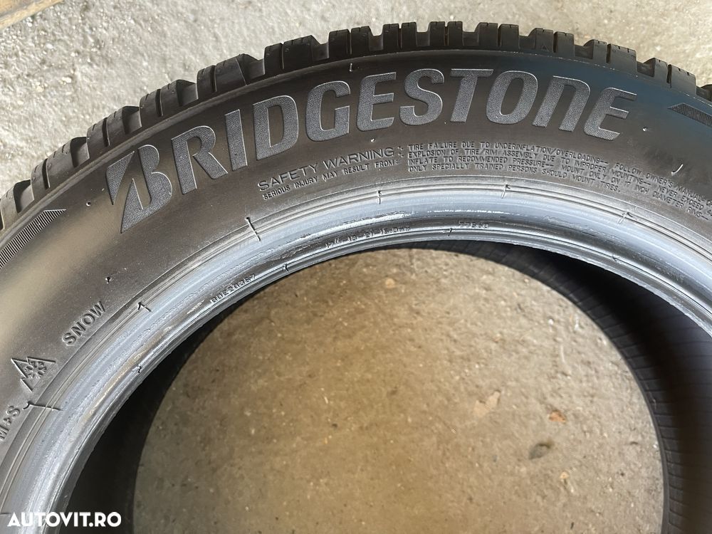 215/55R17 Bridgestone Blizzak LM005 - 6