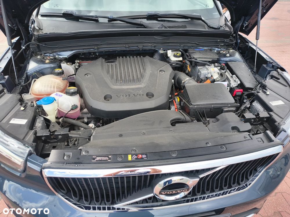 Volvo XC 40 - 24