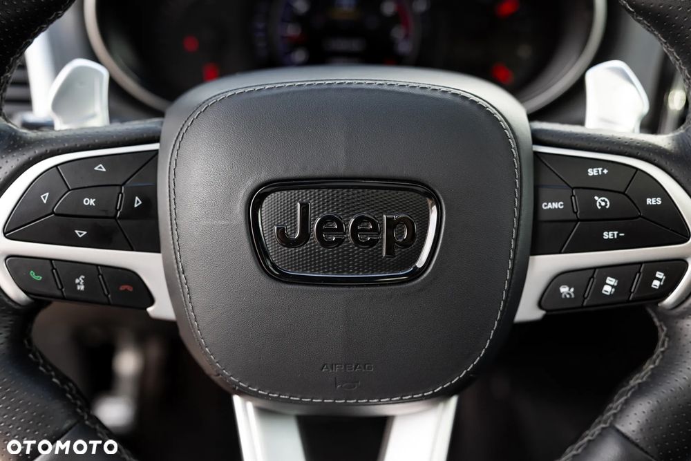 Jeep Grand Cherokee 6.2 V8 Trackhawk - 28