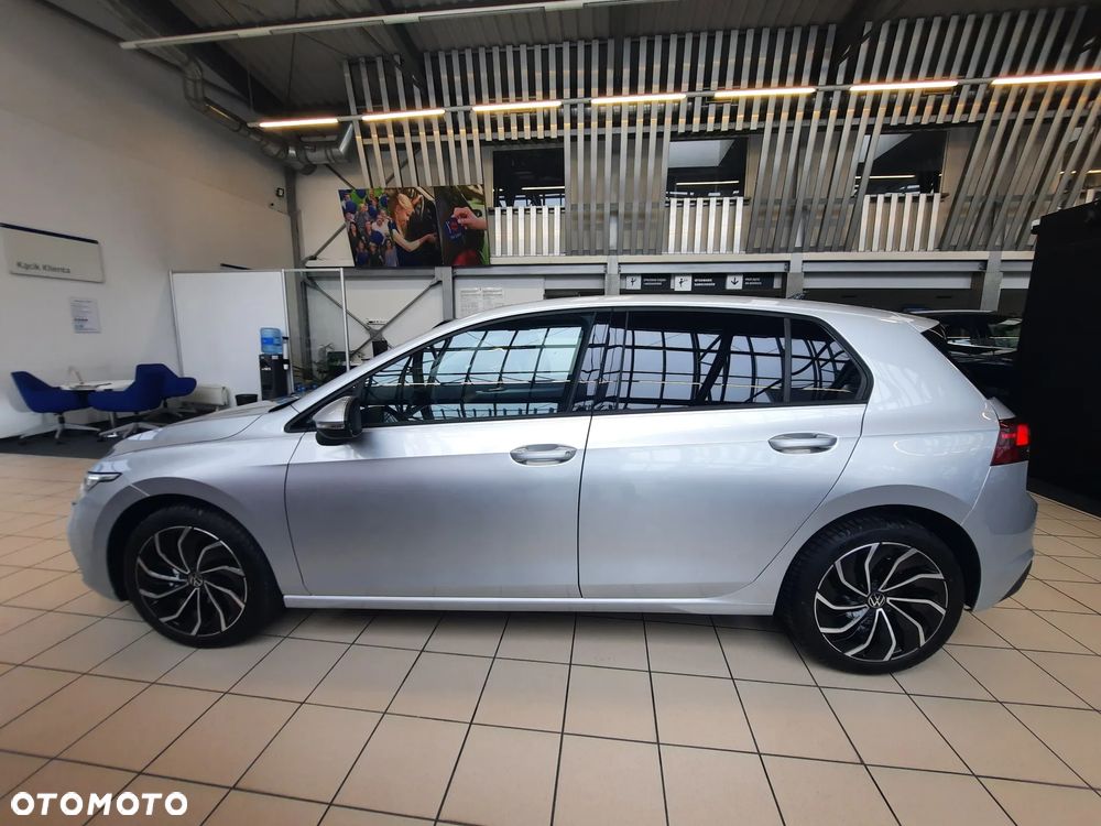 Volkswagen Golf 1.5 TSI OPF Life - 31