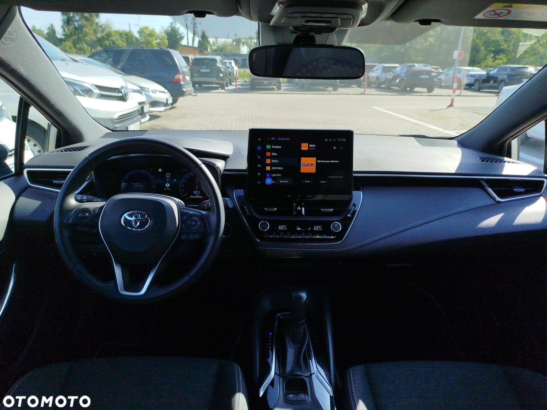Toyota Corolla - 12