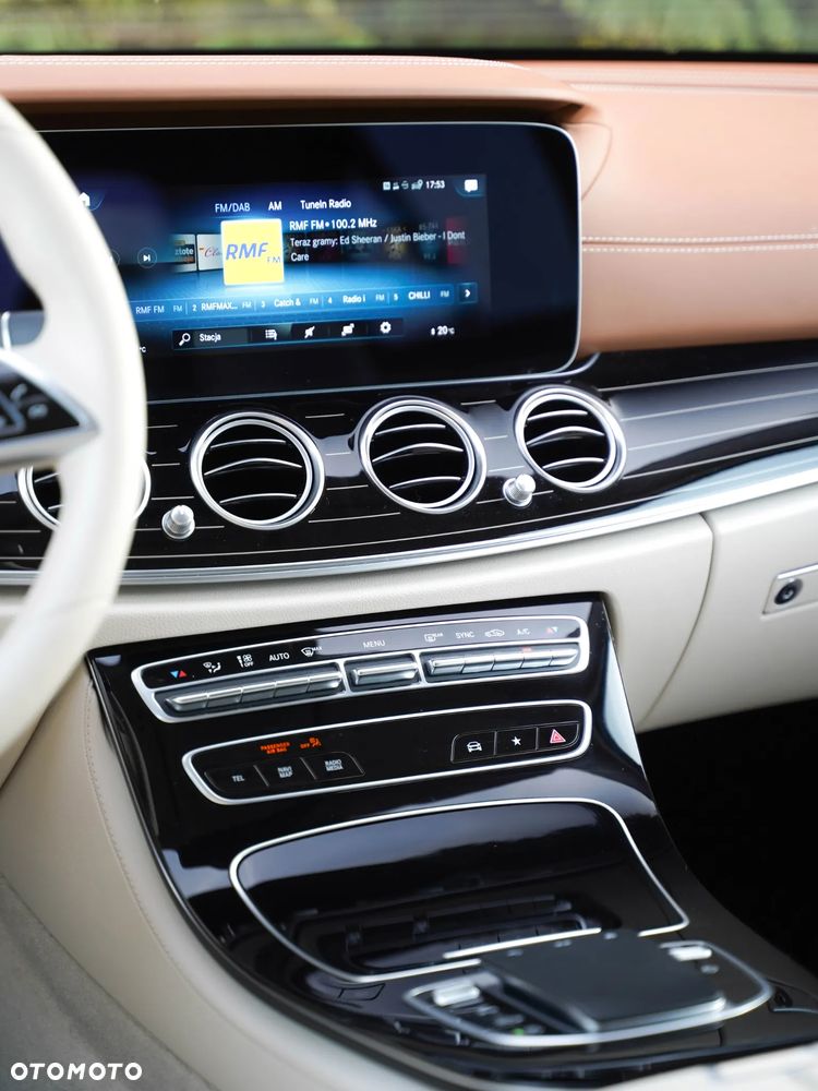Mercedes-Benz Klasa E 400 d 4-Matic AMG/Avantgarde - 28