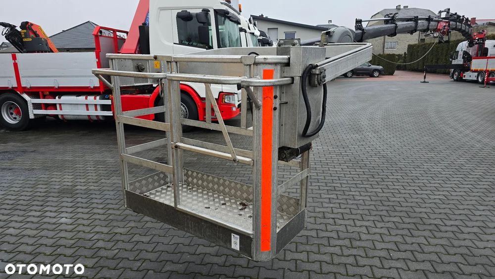 Volvo FM 500 8x4 CRANE HMF 4720 + JIB + WINCH + Kosz Aluminiowy - 10