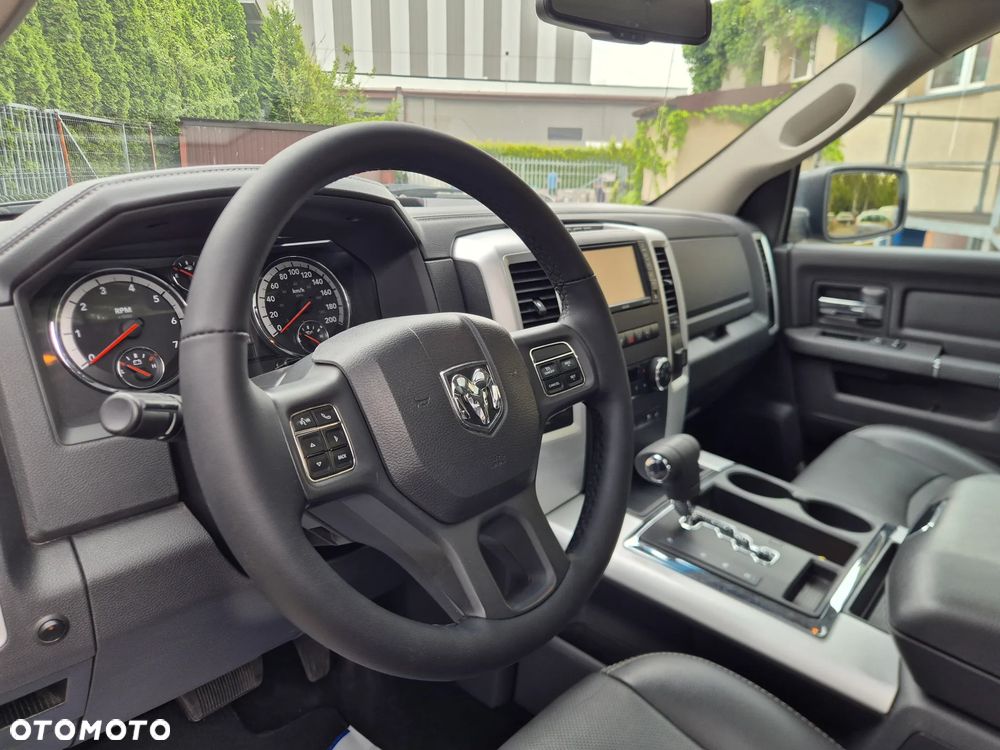 Dodge RAM 5.7 4x4 - 16