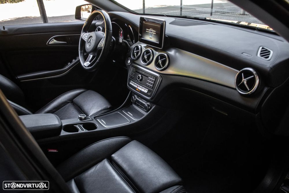 Mercedes-Benz CLA 200 d 4Matic 7G-DCT - 18