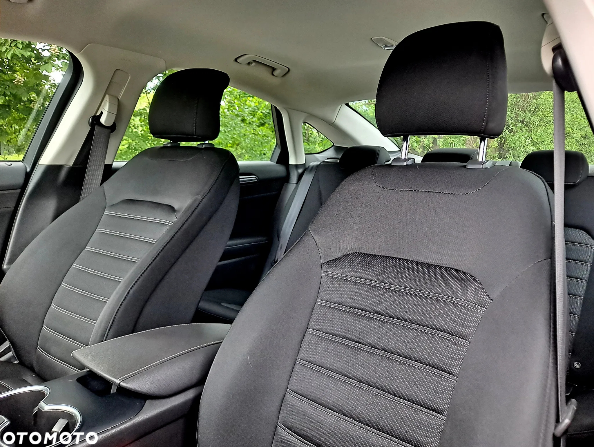 Ford Mondeo - 26