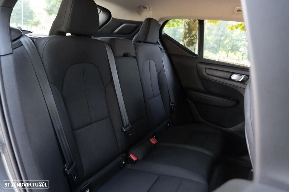 Volvo XC 40 2.0 D3 - 38