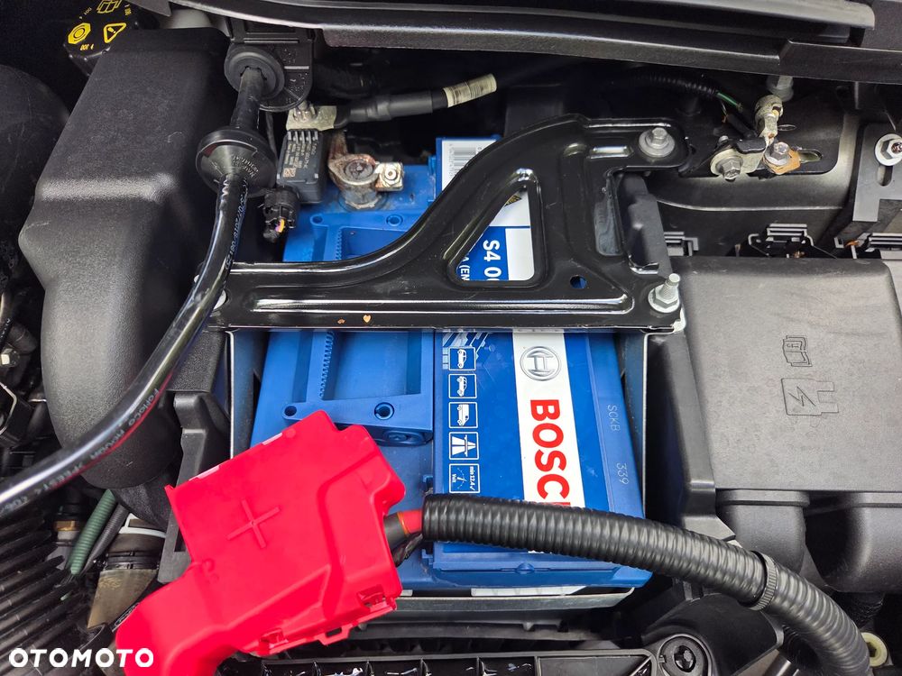 Ford Fiesta 1.0 EcoBoost S&S ACTIVE X - 34