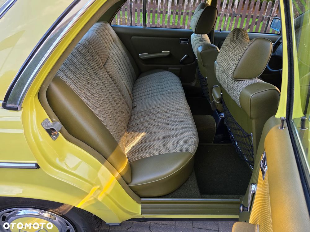 Mercedes-Benz W123 - 13