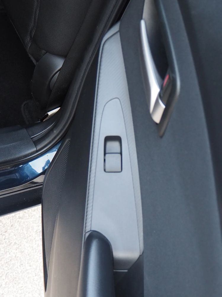 Mazda 2 SKYACTIV-G 90 Exclusive-Line - 14