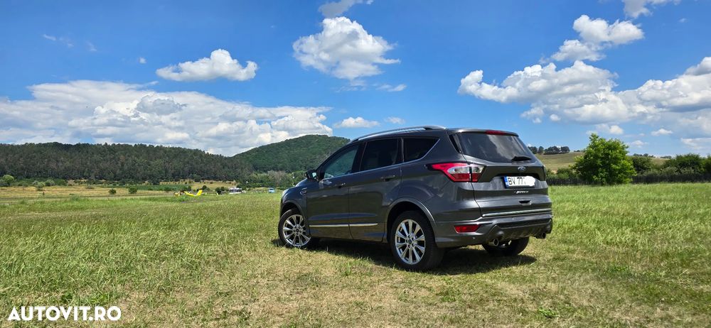 Ford Kuga 2.0 TDCi 4WD Powershift Vignale - 3