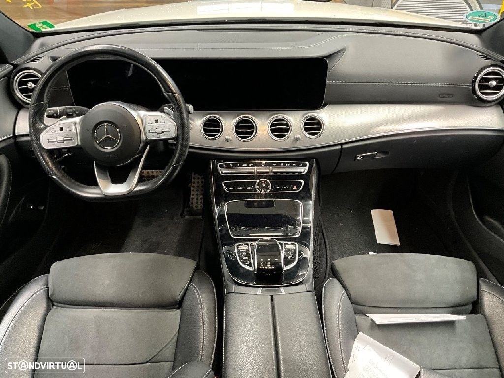 Mercedes-Benz E 300 de AMG Line - 4
