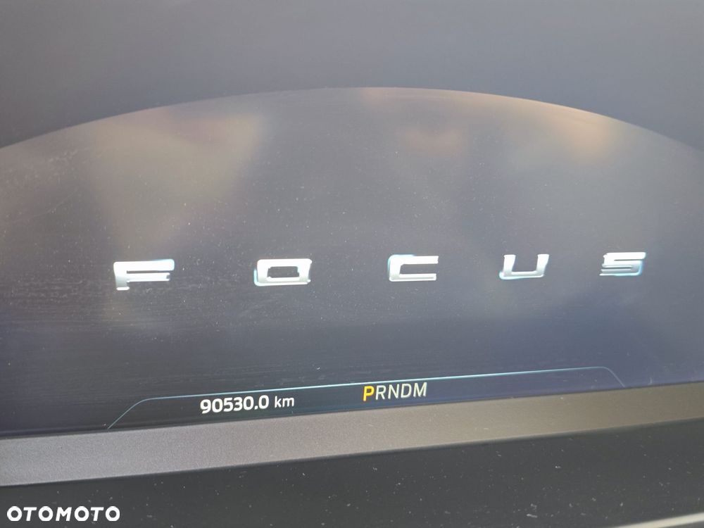 Ford Focus 1.5 EcoBoost ST-Line - 11