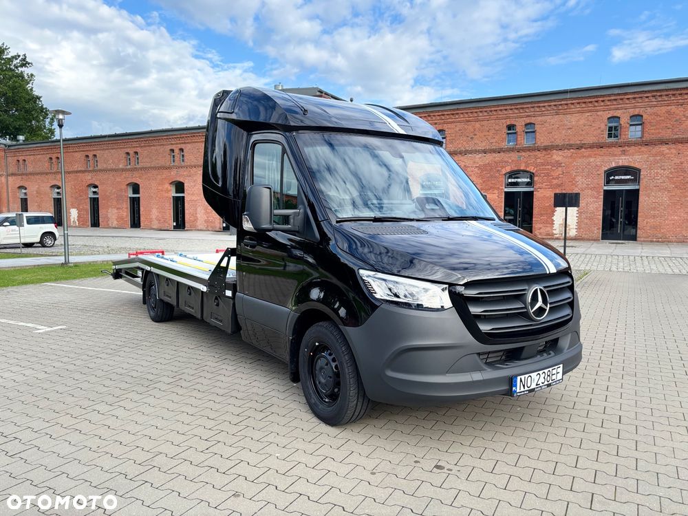 Mercedes-Benz Sprinter - 4