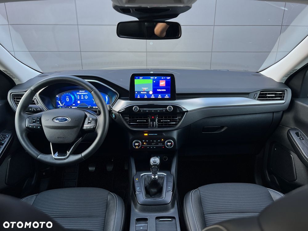 Ford Kuga 2.0 EcoBlue mHEV FWD Titanium - 22