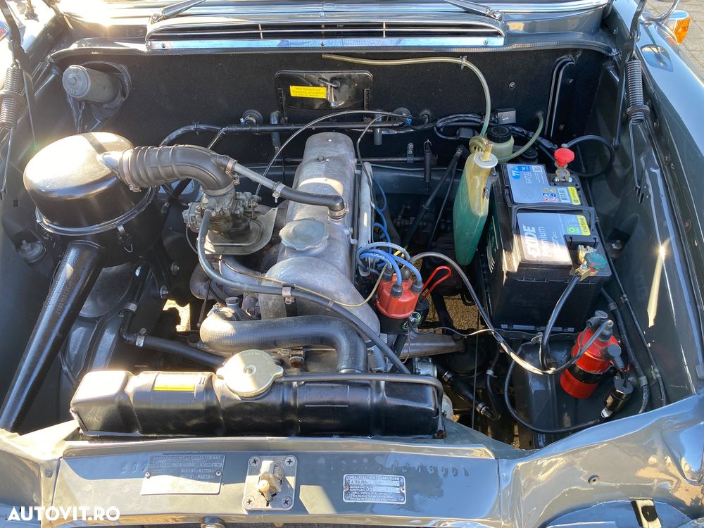 Mercedes-Benz W110/W111 - 13