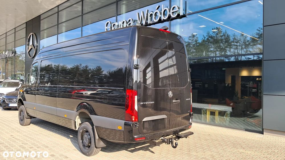 Mercedes-Benz Sprinter 319 CDI Furgon PRO L3H2 4x4 - 7