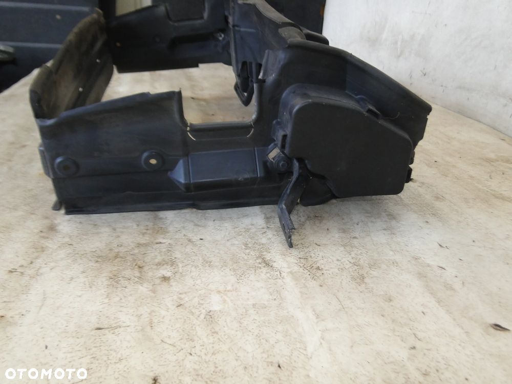 BMW 5 E60 E61 WLOT ŻALUZJA KIEROWNICA POWIETRZA OBUDOWA CHŁODNIC 2.0D EUROPA - 3
