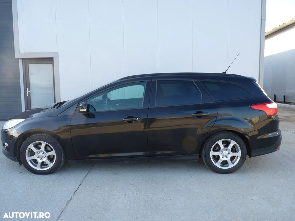 Ford Focus 1.6 TI-VCT Champions Edition - 1