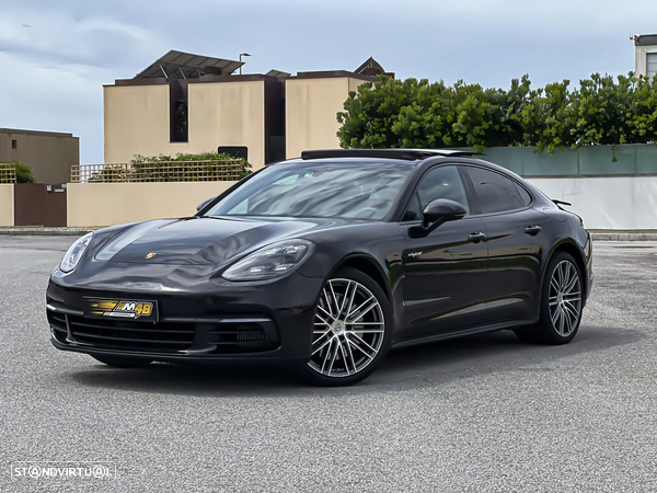 Porsche Panamera 4 E-Hybrid