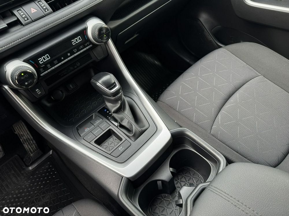 Toyota RAV4 - 20