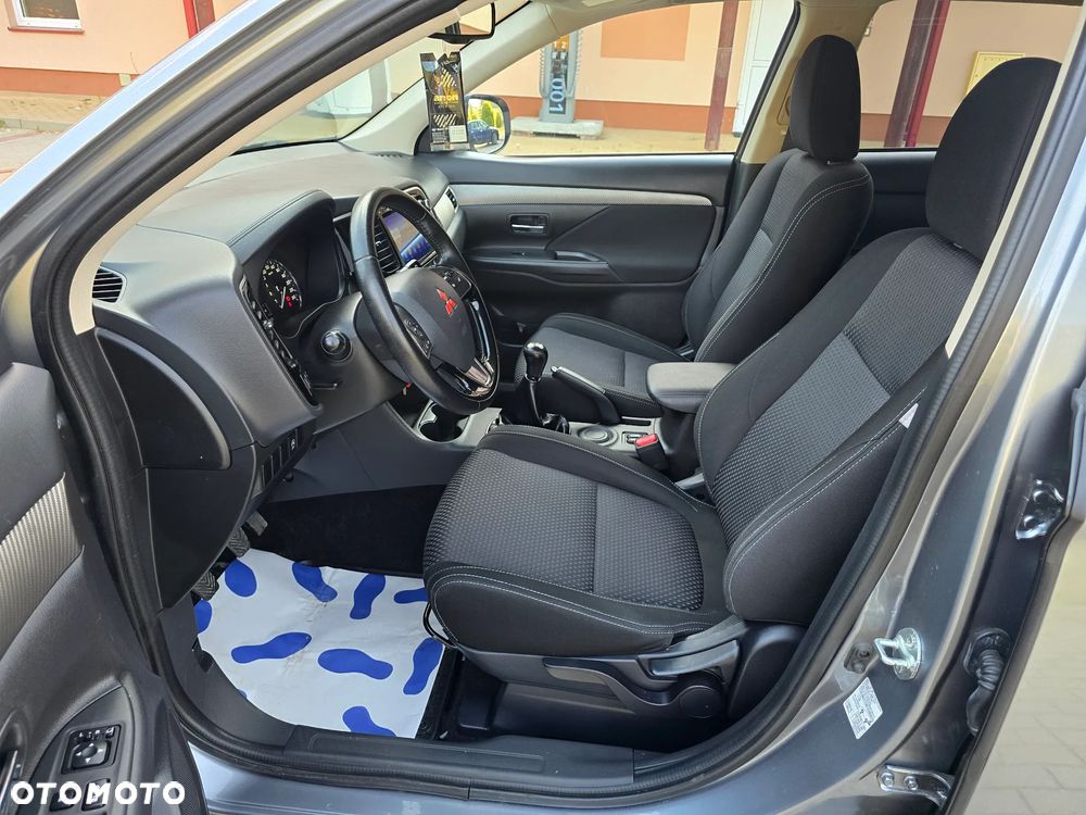 Mitsubishi Outlander 2.0 2WD Edition - 18