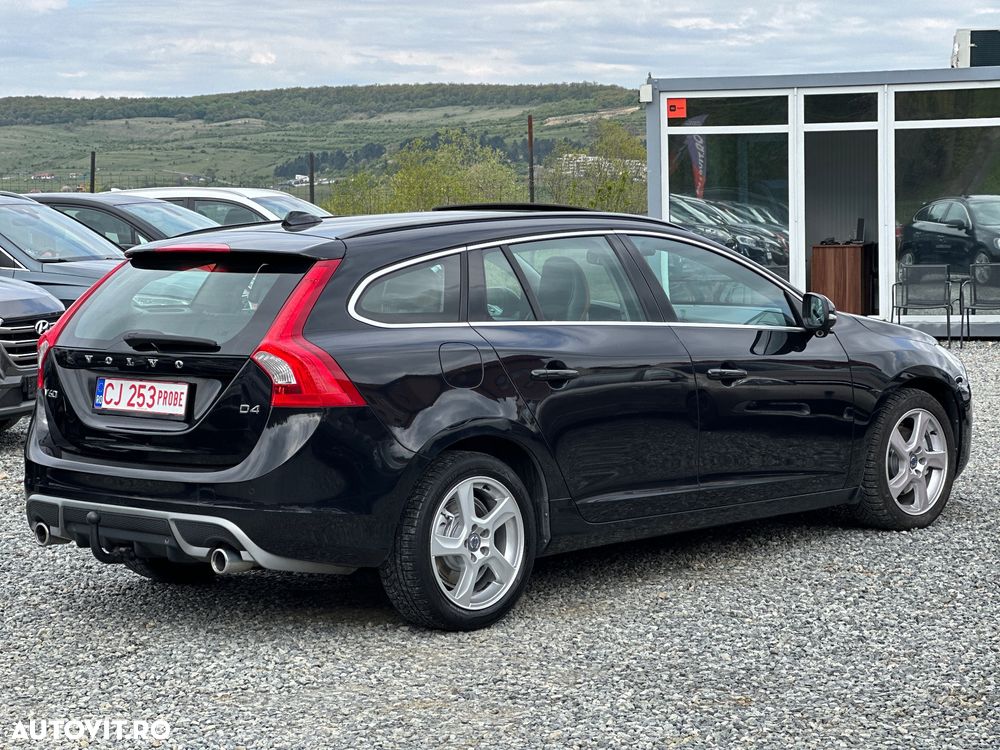 Volvo V60 D4 Geartronic Business Edition - 17