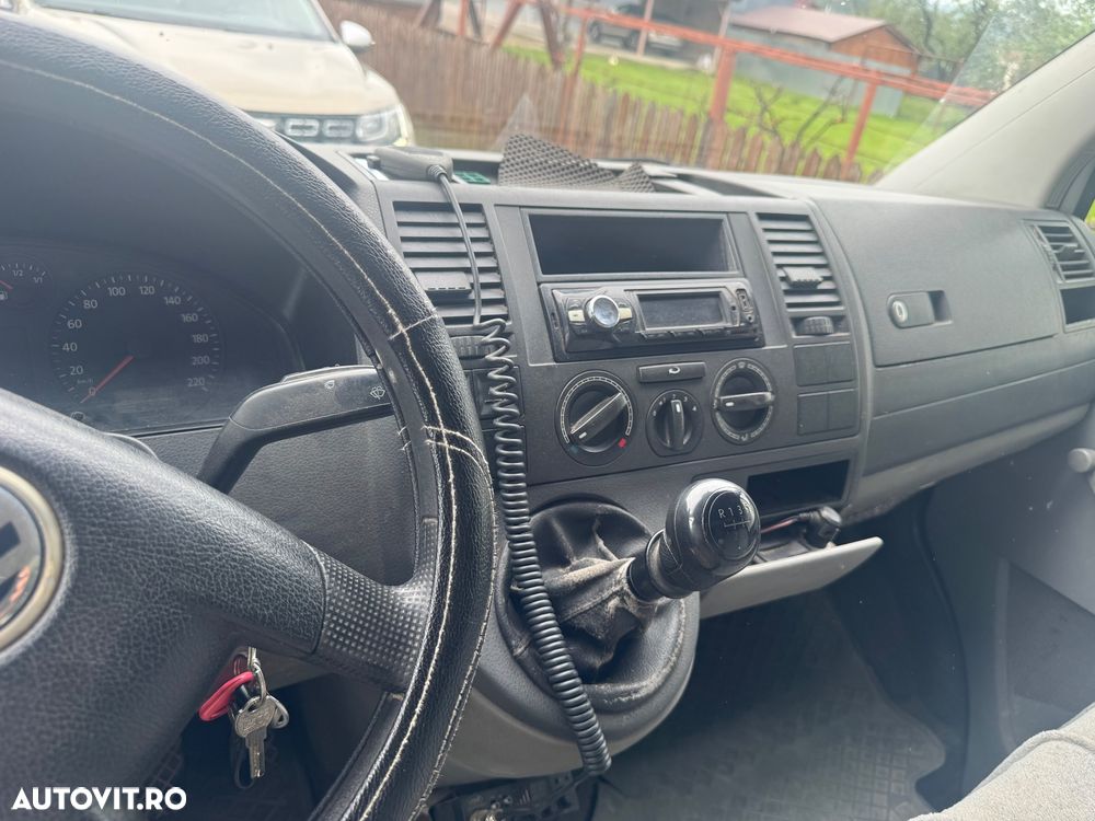 Volkswagen T5 - 3