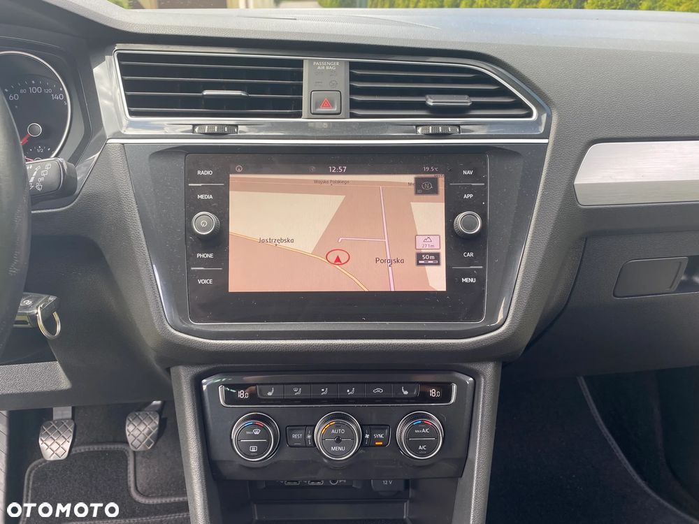 Volkswagen Tiguan 2.0 TDI SCR Elegance - 21