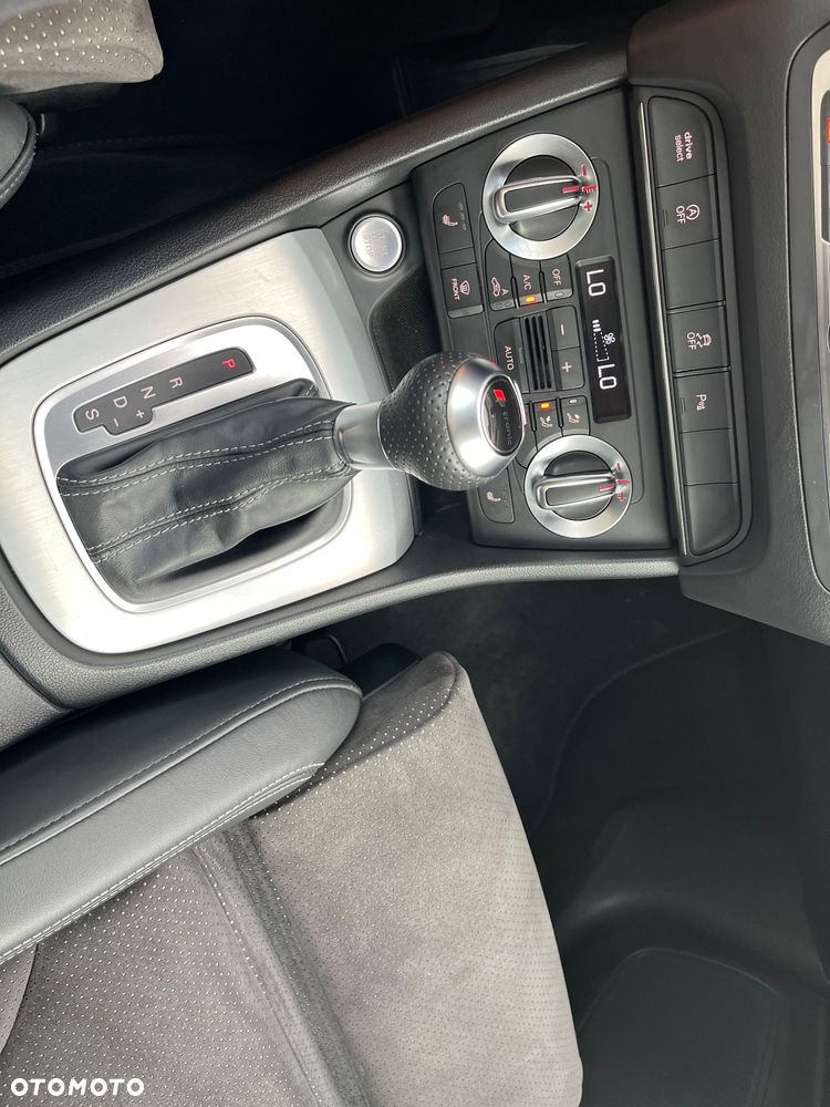 Audi Q3 2.0 TDI Quattro S tronic - 30