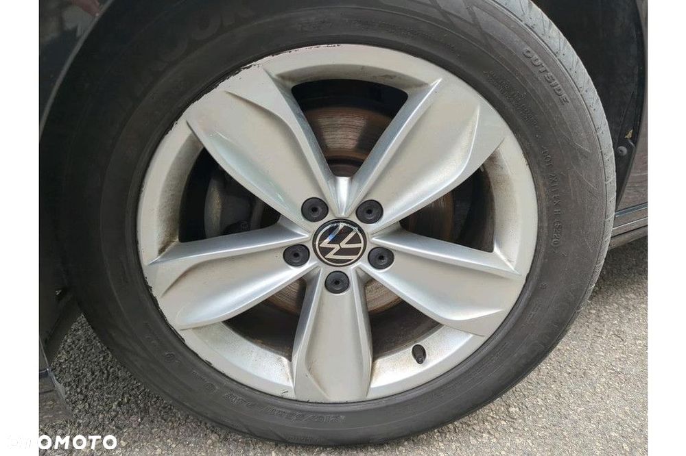 Volkswagen Passat Variant 2.0 TSI Business DSG - 15