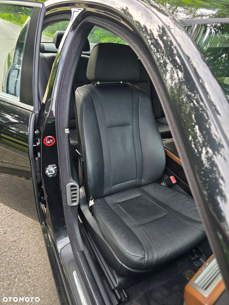 BMW Seria 7 730d - 22
