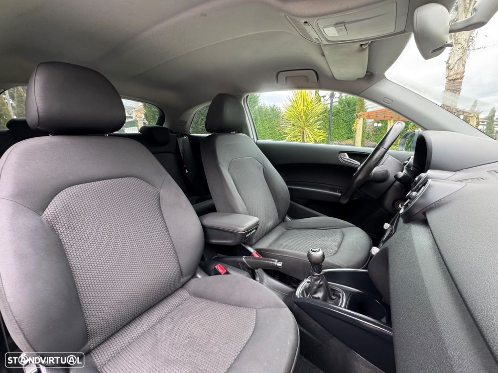 Audi A1 1.6 TDI S line Sport Pack - 9