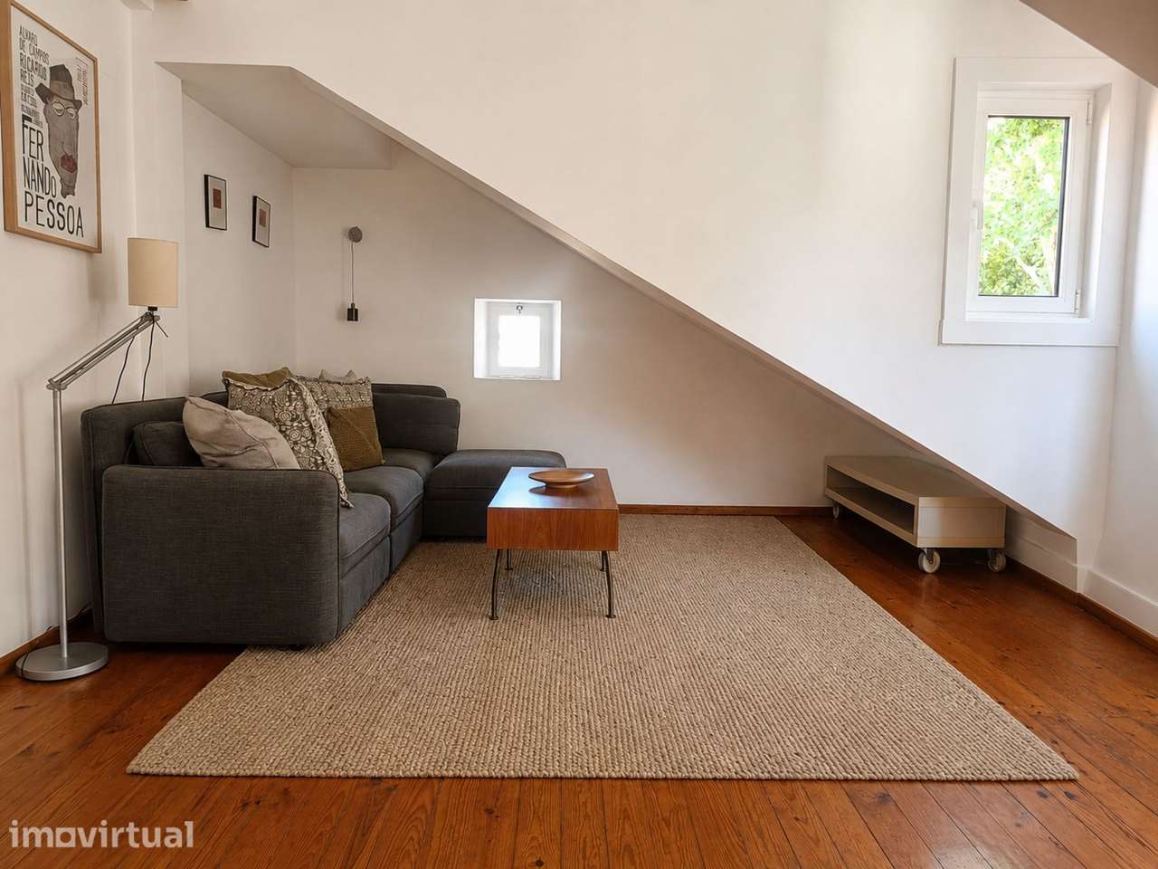 Duplex T2 com varanda, São Bento, Lisboa - Grande imagem: 2/20
