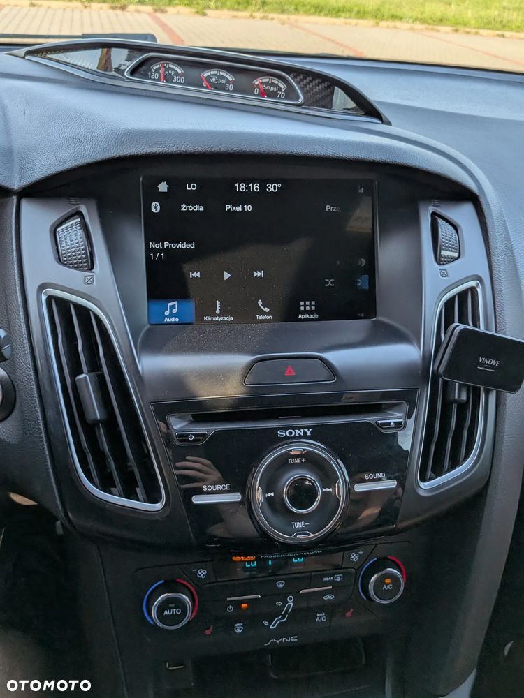 Ford Focus 2.0 EcoBoost ST mit Leder-Exclusiv-Paket - 13
