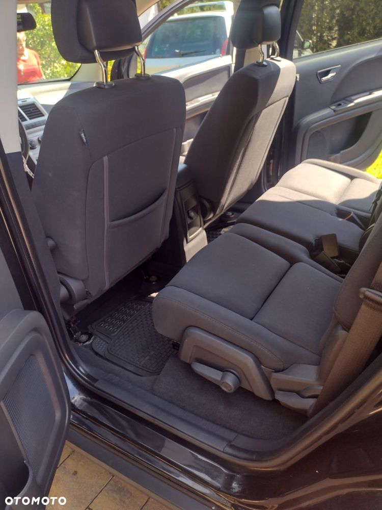 Dodge Journey 2.7 V6 R/T - 8