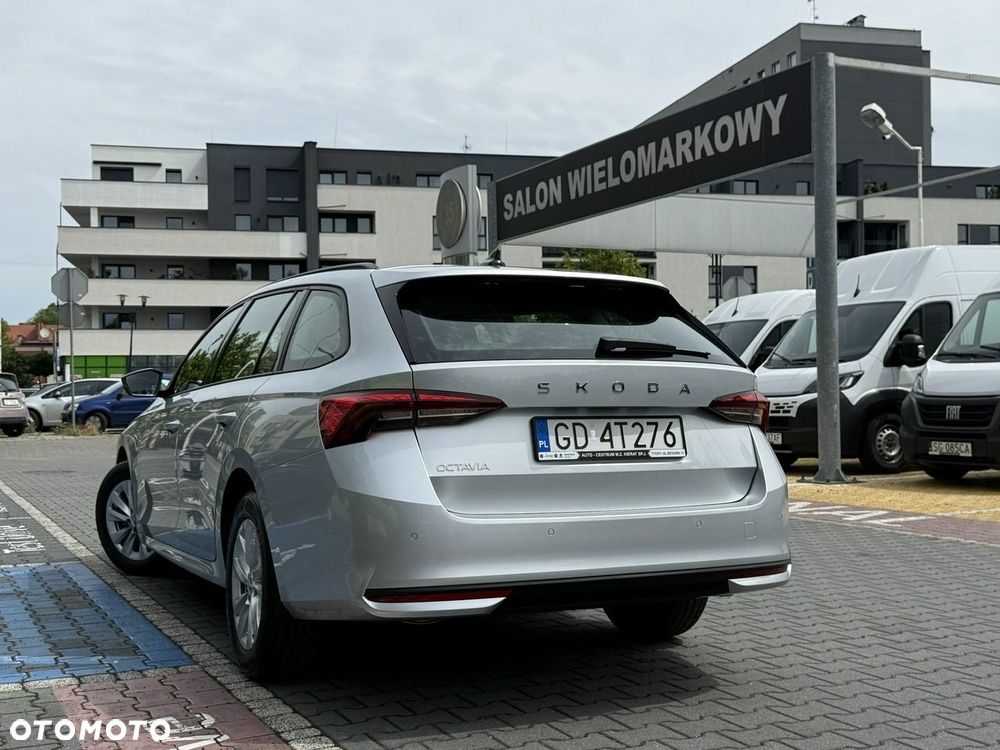 Skoda Octavia 1.5 TSI Essence - 10