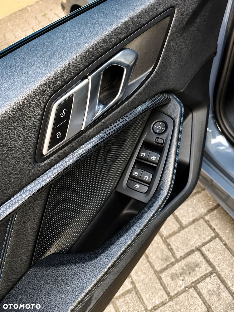 BMW Seria 1 118i Sport Line - 9