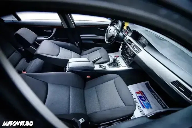BMW Seria 3 320i Edition Sport - 17
