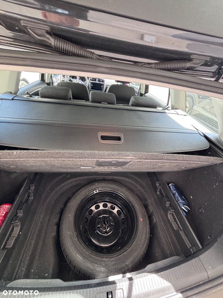 Volkswagen Golf 1.6 TDI BMT Comfortline - 10