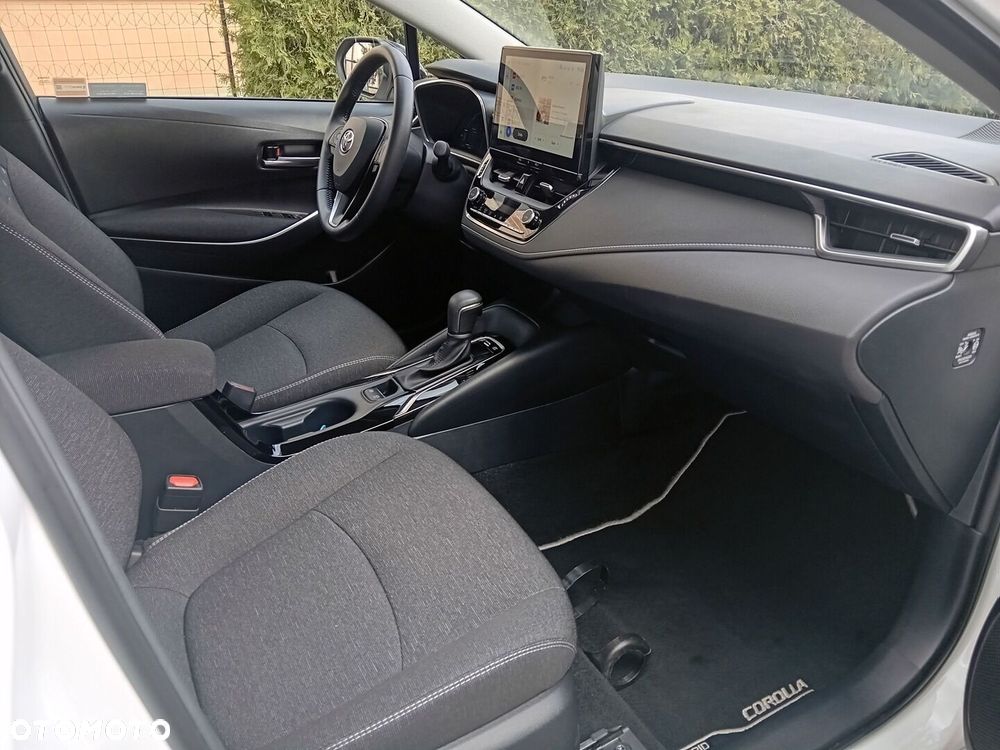 Toyota Corolla 1.8 Hybrid Comfort - 6