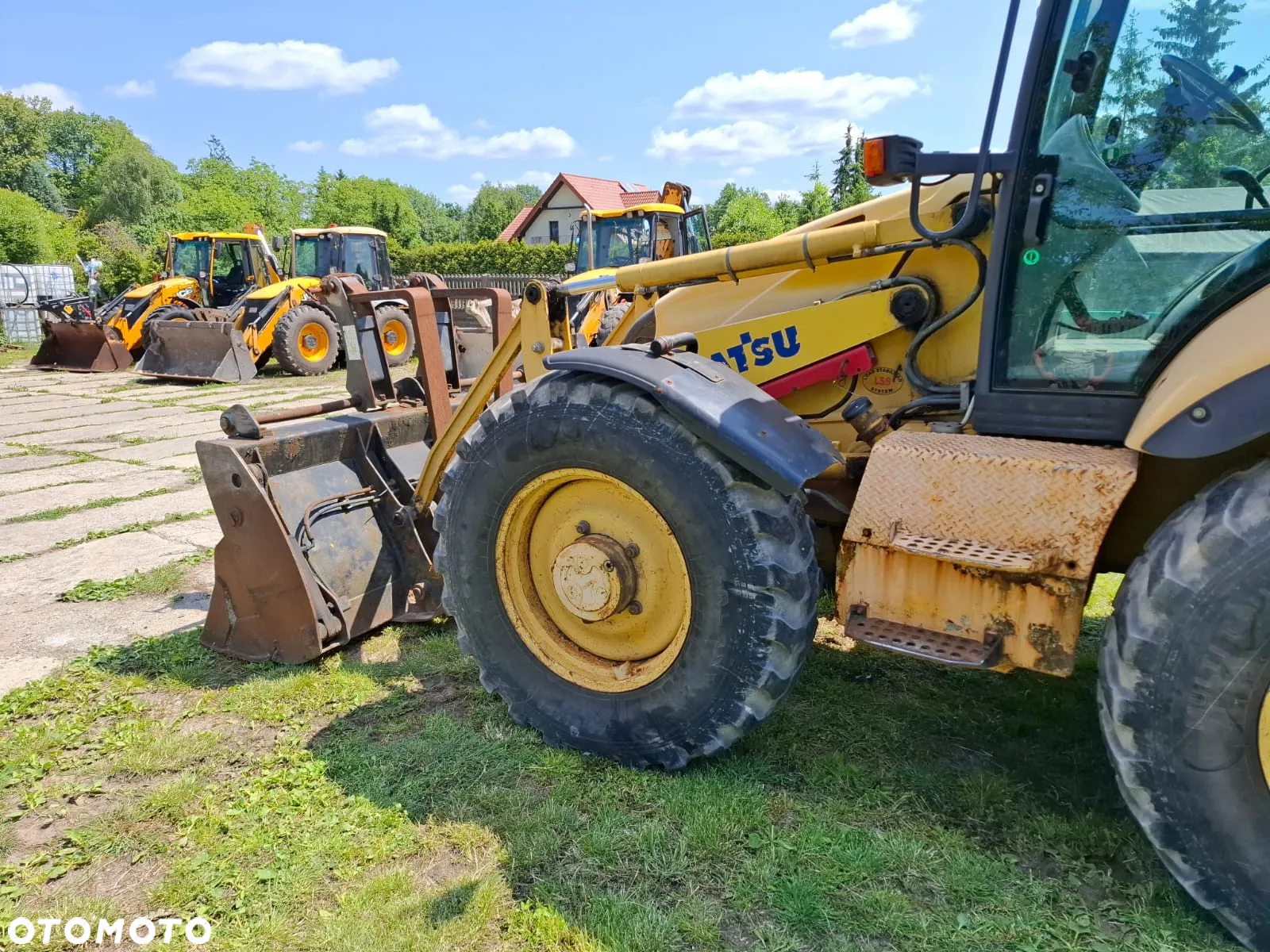 Komatsu WB97S-2 - 14